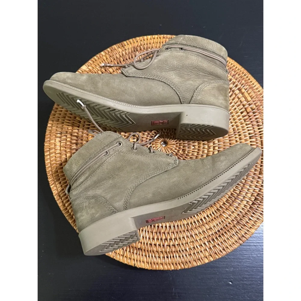 Kodiak Bralorne Waterproof Leather Ankle Boots Olive Green KD0A4TD7OGX Womens 10